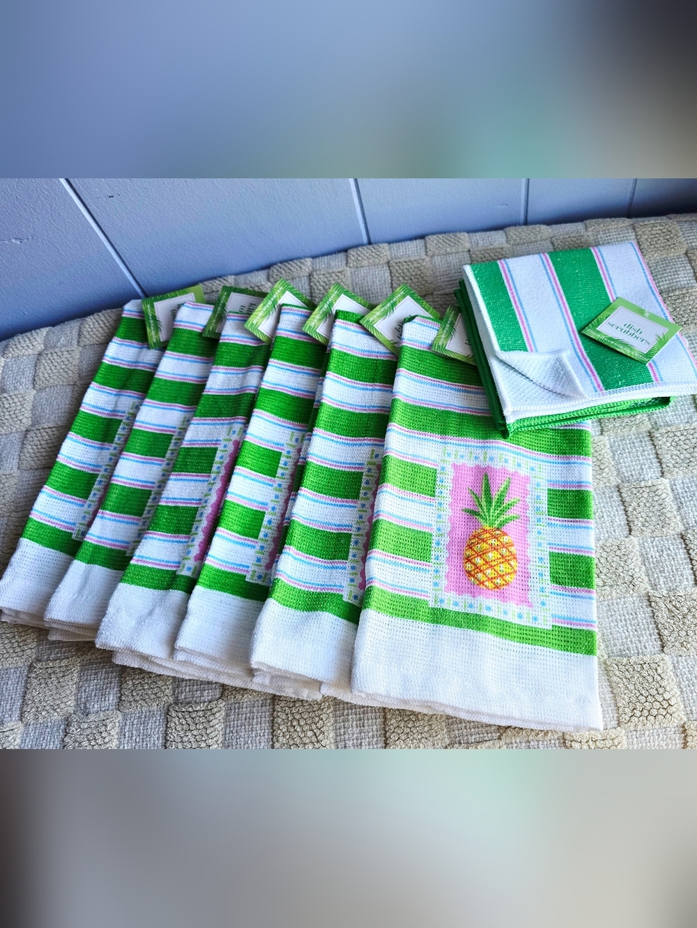 Kitchen Towels And Dish Scubbers Springtime Tropical Style.